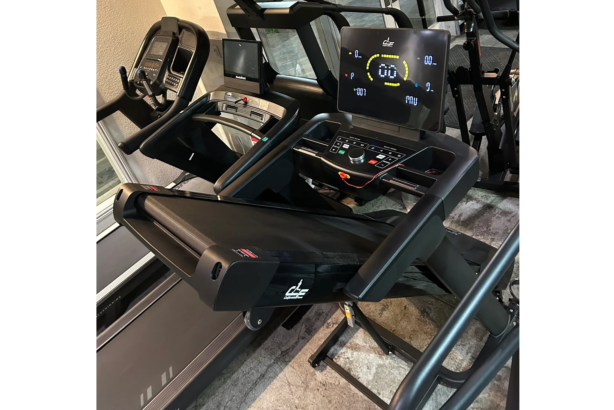 California Fitness Malibu 223 Folding Treadmill - Image 21