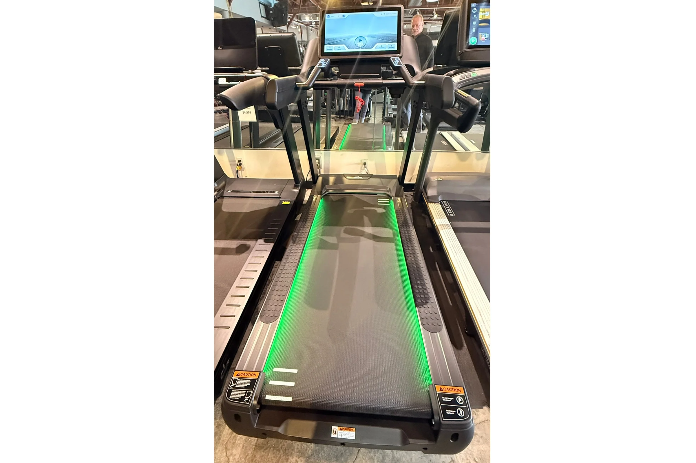 California Fitness Malibu 8.5 Treadmill - Image 7