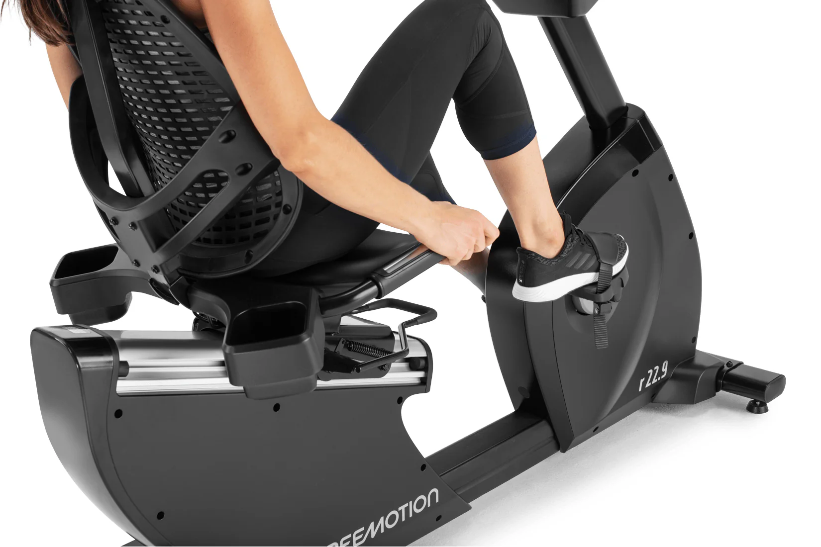 Freemotion r22.9 Recumbent Exercise Bike - Image 10