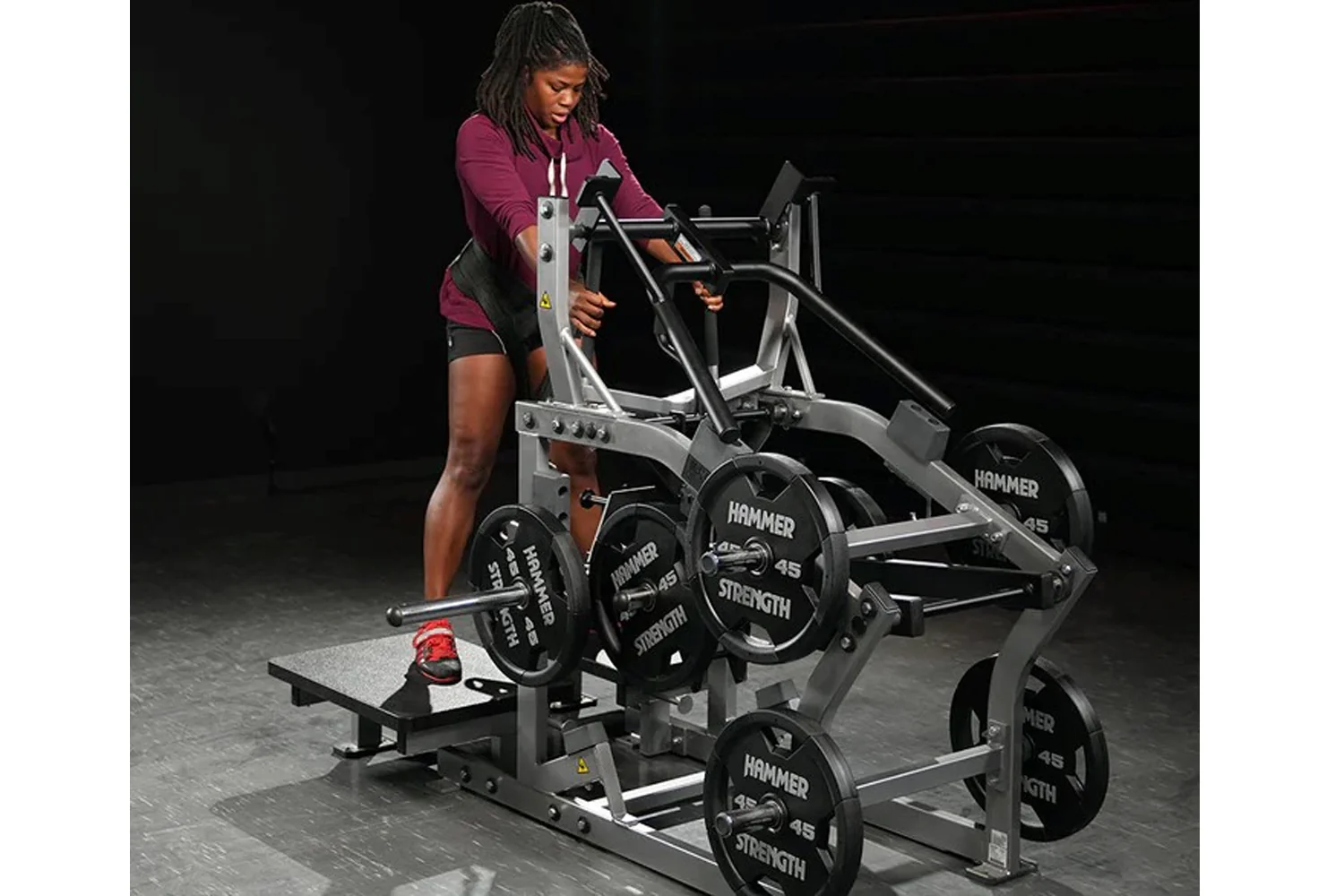 Hammer Strength Plate-Loaded Belt Squat Machine - Image 3