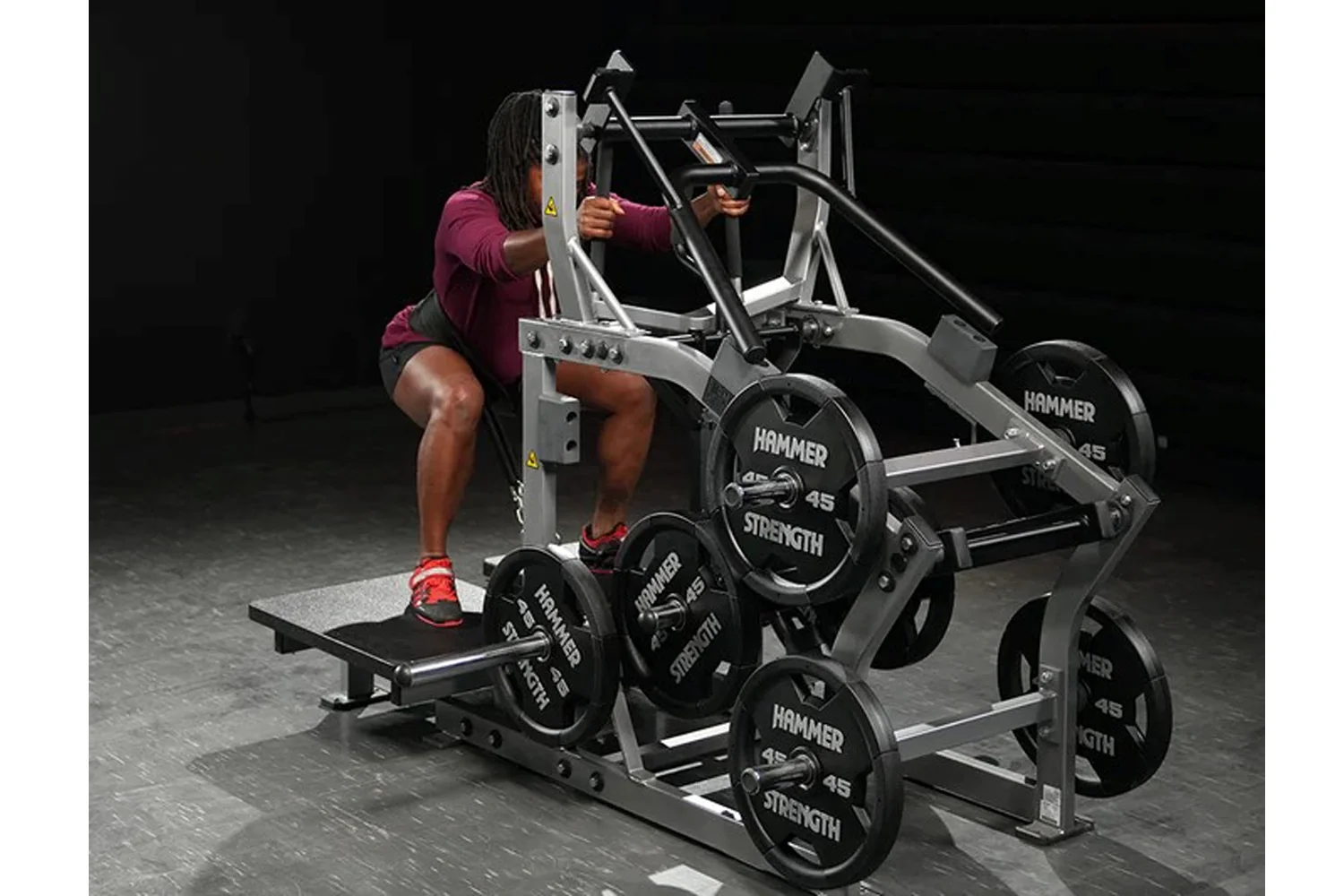 Hammer Strength Plate-Loaded Belt Squat Machine - Image 7