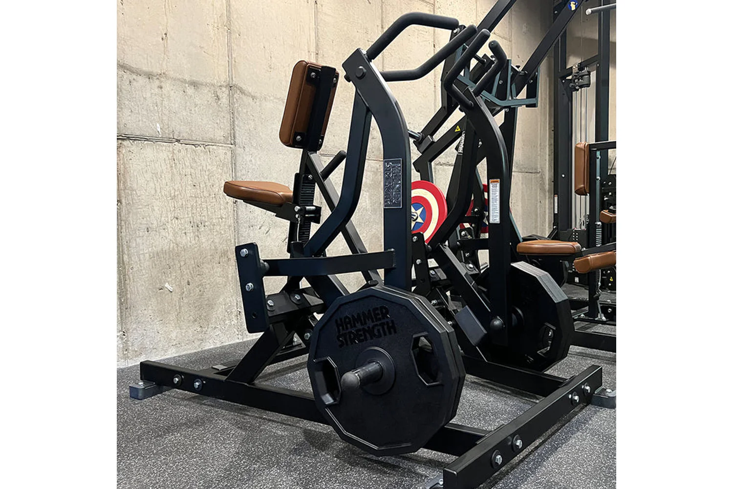 Hammer Strength Plate-Loaded Iso-Lateral Row - Image 10