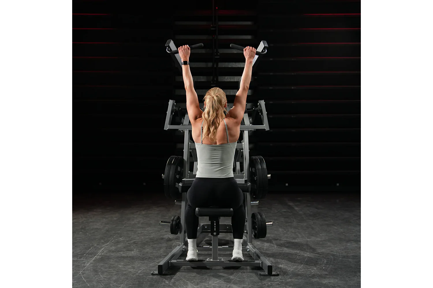 Hammer Strength Plate-Loaded Iso-Lateral Wide Pulldown - Image 2