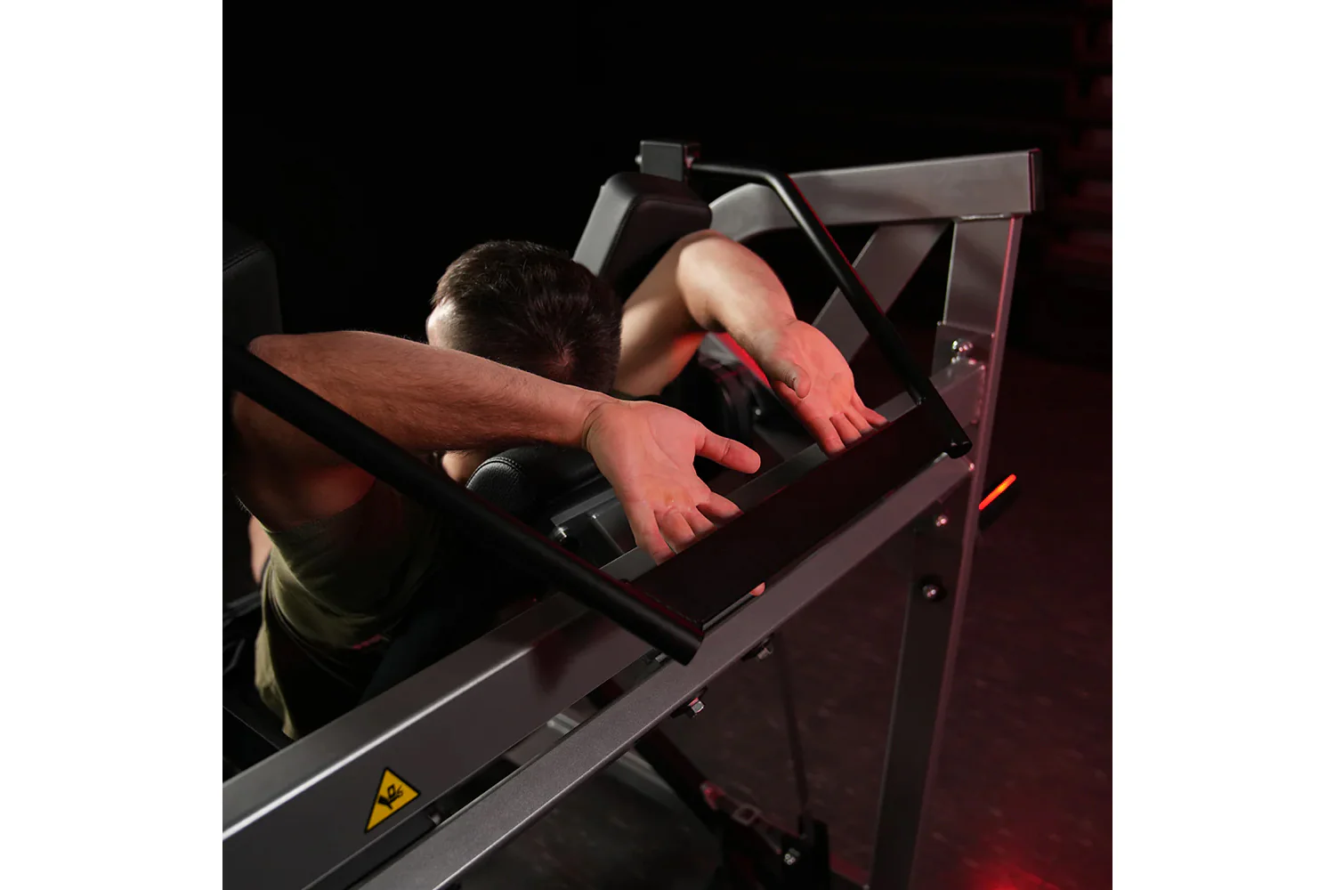 Hammer Strength Plate-Loaded Pullover - Image 6