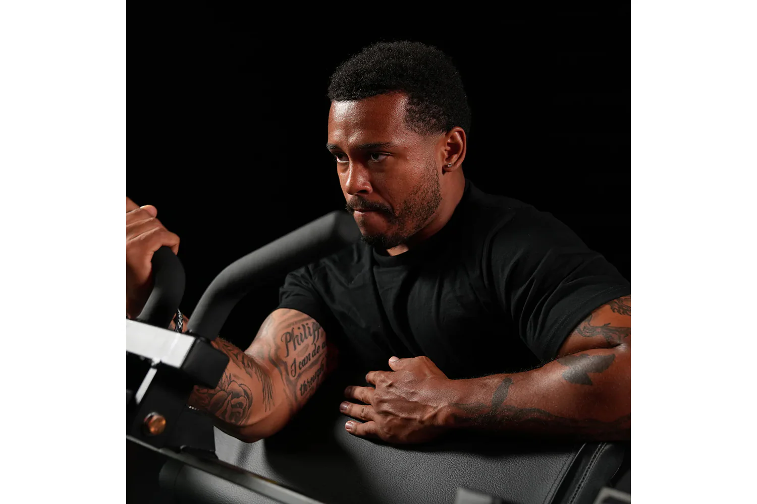 Hammer Strength Plate-Loaded Seated Biceps Machine - Image 3