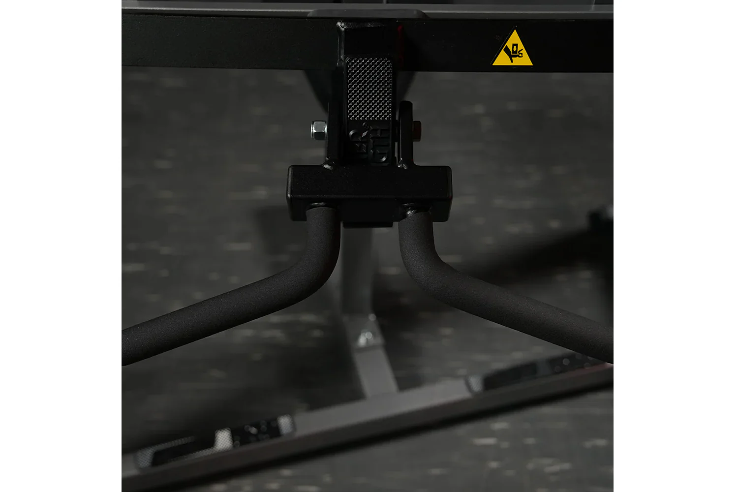 Hammer Strength Plate-Loaded Seated Biceps Machine - Image 6