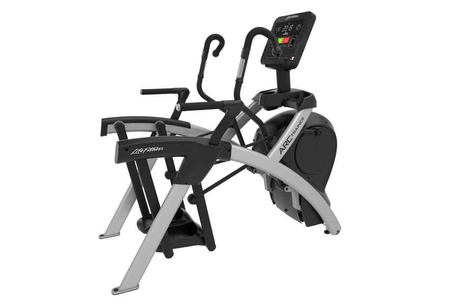 Life Fitness Club Series + Total Body Arc Trainer Elliptical - Image 4
