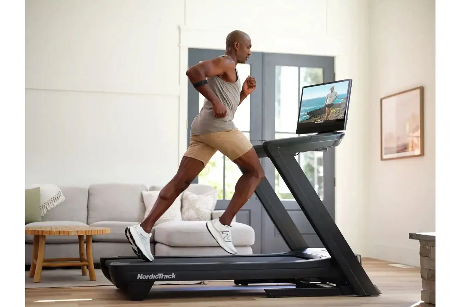 NordicTrack NEW Commercial 2450 Treadmill (🧨JULY 4th SALE) - Image 16