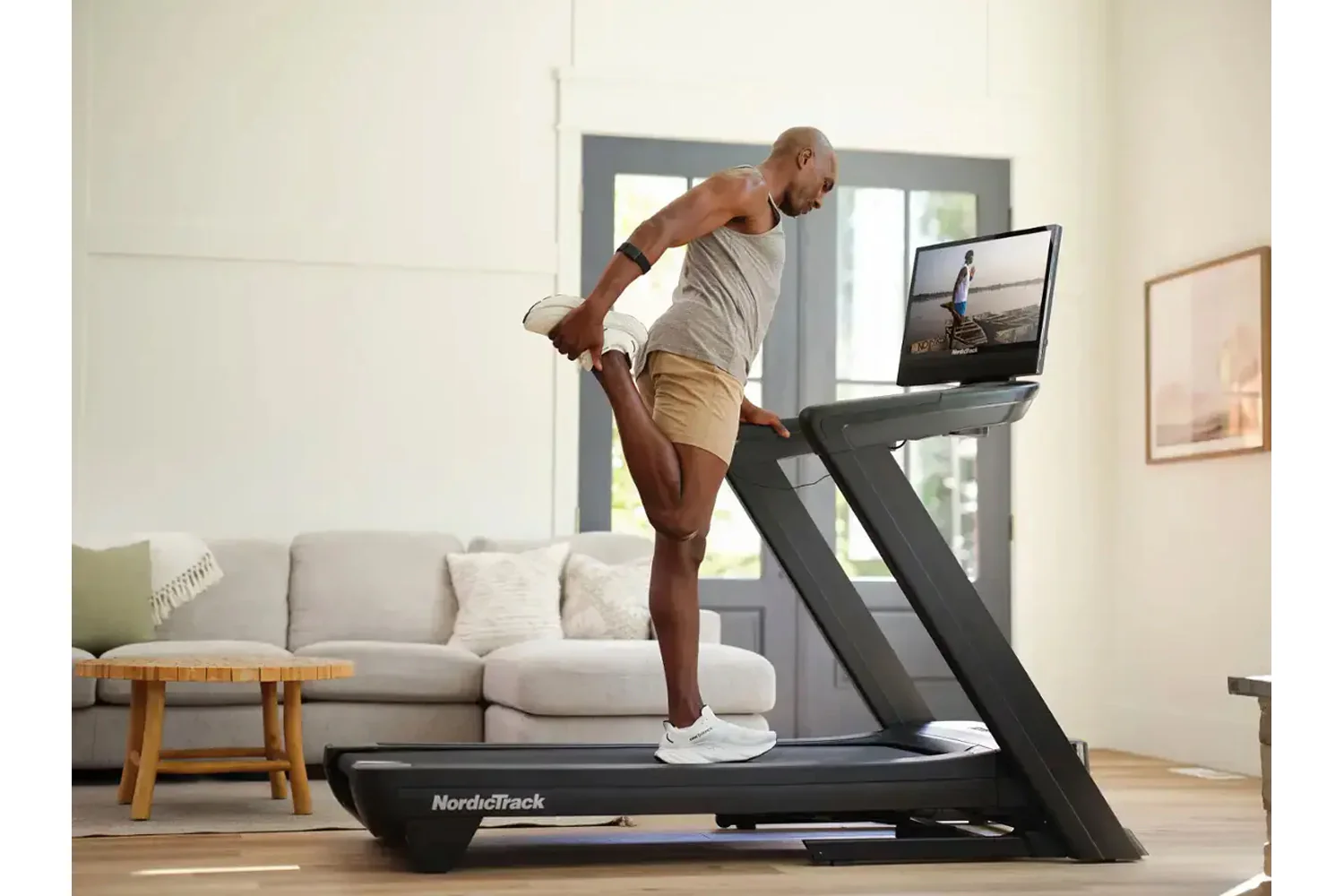 NordicTrack NEW Commercial 2450 Treadmill (🧨JULY 4th SALE) - Image 18